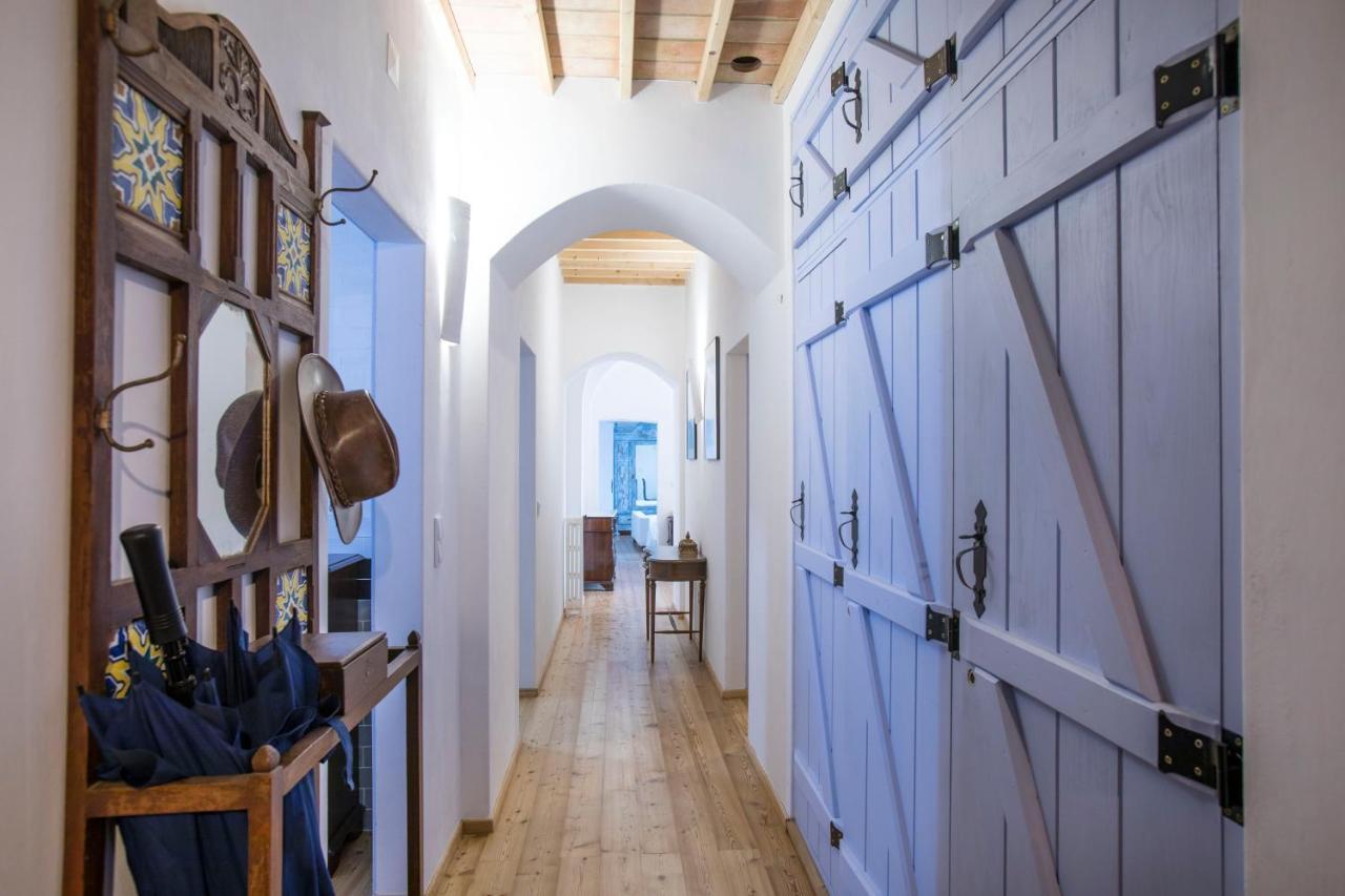 アヴィス Casa Amarelaヴィラ エクステリア 写真